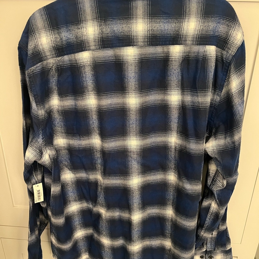 Amazon Essentials Flannel - Picture 2 of 4
